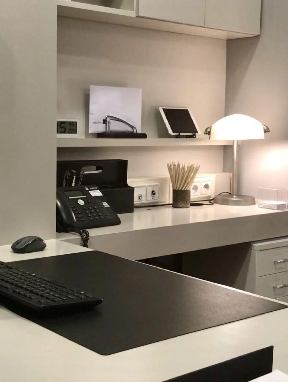 Fotografía de la oficina de AsistenBrok, correduría de seguros médicos privados en Barcelona
