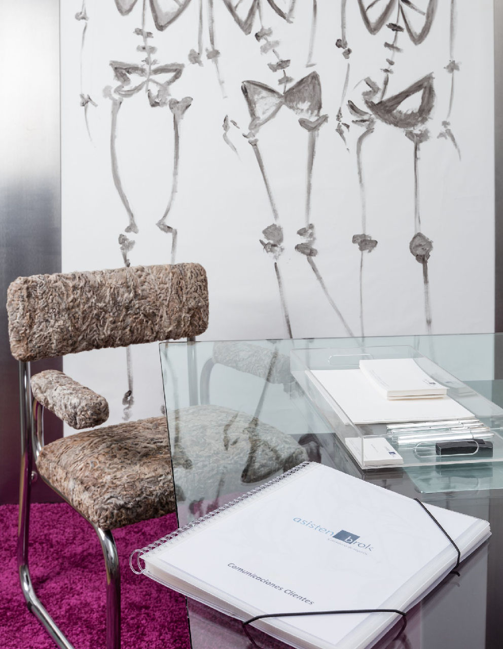 Fotografía de la oficina de AsistenBrok, correduría de seguros médicos privados en Barcelona